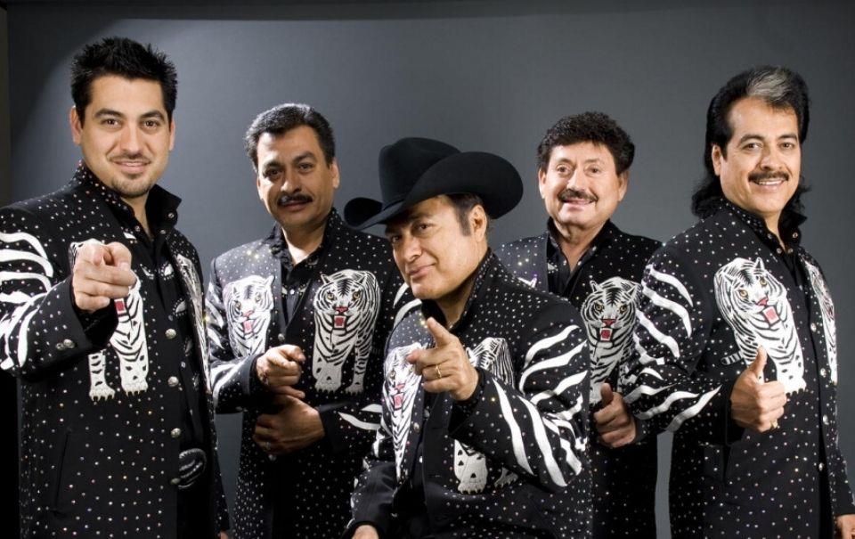 Los Tigres del Norte celebran décimo aniversario de su concierto desenchufado