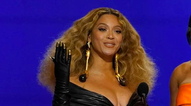 ¡Beyoncé hace historia en los Grammy!