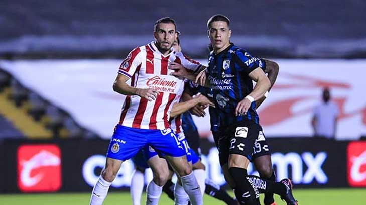 Chivas saca de último minuto el empate en Querétaro