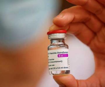 ¿Por qué suspendieron el ensayo de la vacuna AstraZeneca en niños?