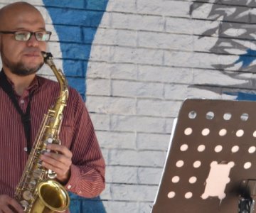 David deja su banda para trabajar como solista saxofonista