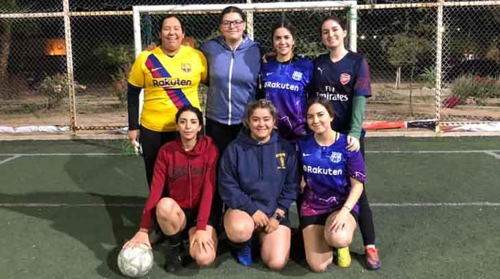 Merakis logra su primer triunfo en el torneo de Futbol Femenil de Corceles