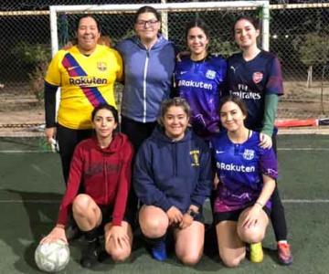 Merakis logra su primer triunfo en el torneo de Futbol Femenil de Corceles