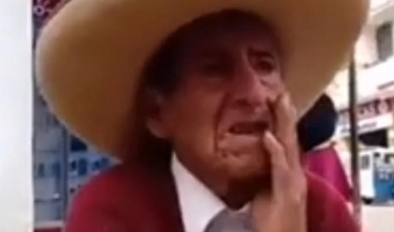 VIDEO - Anciano llora porque hijos le piden que se muera para tener la herencia