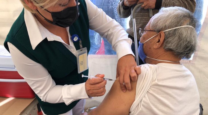 Adultos mayores de 70 años de Guaymas podrán vacunarse contra Covid-19