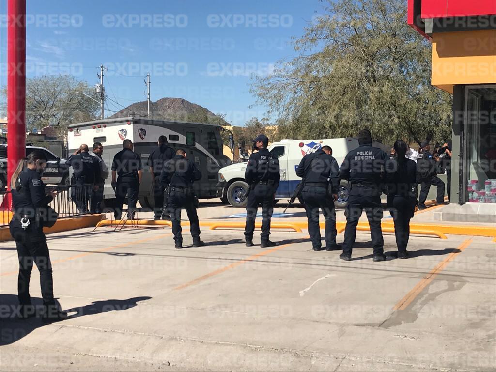 VIDEO - Delincuentes roban camión blindado con dinero al norte de Hermosillo