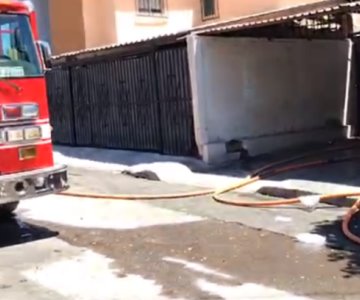 Video - Bomberos atienden segundo incendio del día al norte de Hernosillo
