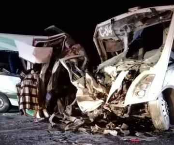 ¿Qué se sabe del camionazo en carretera Sonoyta - Caborca? Van 16 muertos