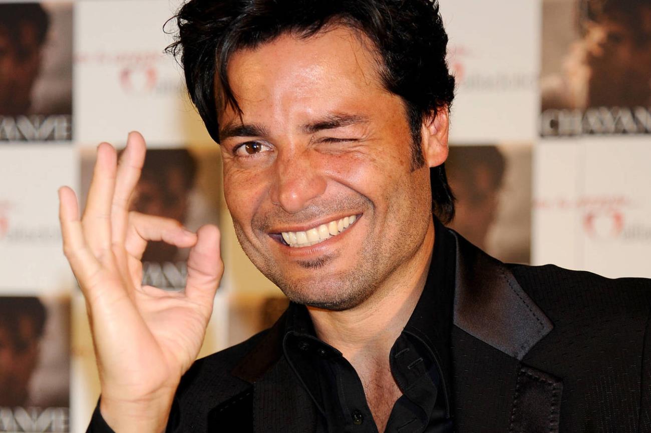 Aunque fuiste un padre ausente; Con memes hijos perdidos de Chayanne lo felicitan