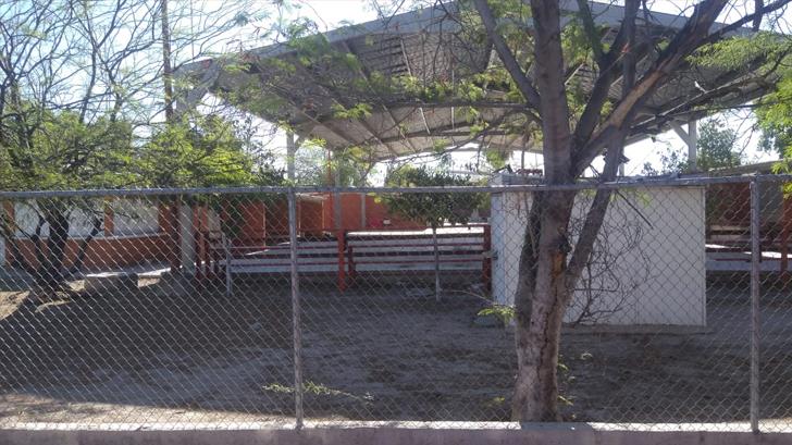 Escuelas del sur de Hermosillo están olvidadas