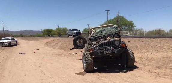 El exceso de velocidad sigue en Hermosillo: volcamiento deja a un joven lesionado