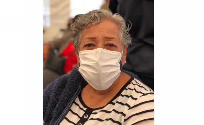 Me siento protegida y segura: abuelitos de Nogales siguen recibiendo la vacuna