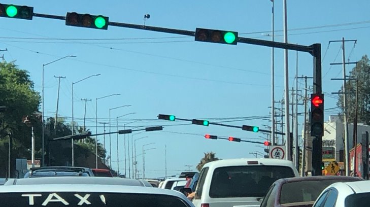 Video | Esto fue lo que causó congestionamiento vial esta tarde en Nogales