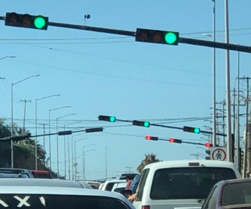 Video | Esto fue lo que causó congestionamiento vial esta tarde en Nogales