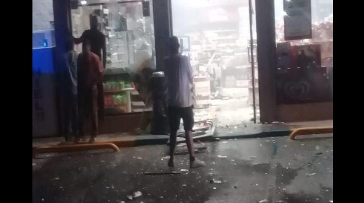 Hombre amenaza a empleadas de tienda en Navojoa y desata tiroteo