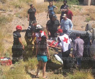 VIDEO - Volcamiento en la carretera Hermosillo - Guaymas: hay una lesionada