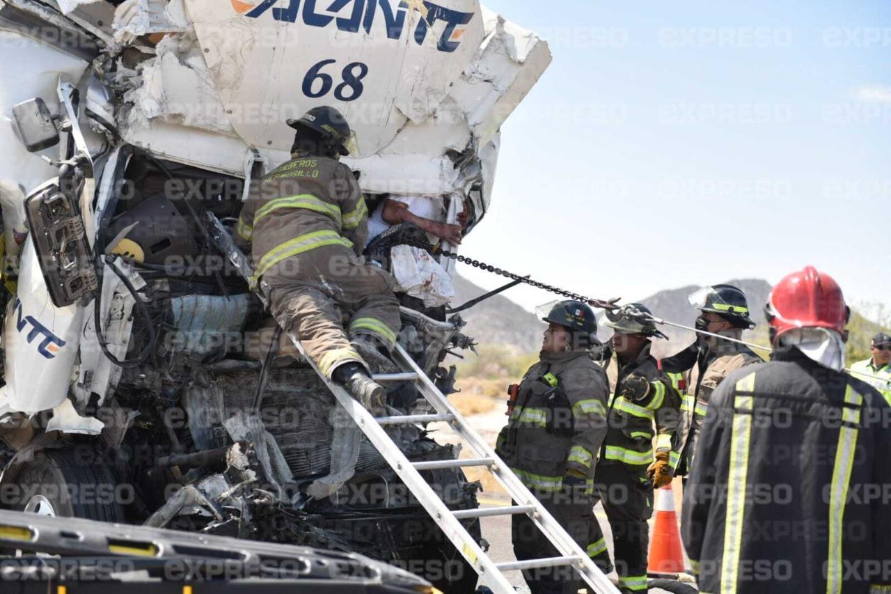 Identifican al trailero fallecido en el impactante accidente carretero