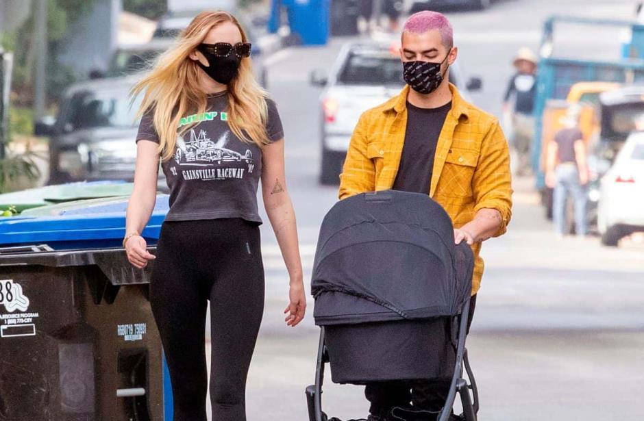 Hija de Joe Jonas y Sophie Turner es fotografiada en público por primera vez