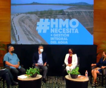 Célida López firma el compromiso de cumplir con la Agenda Hmo