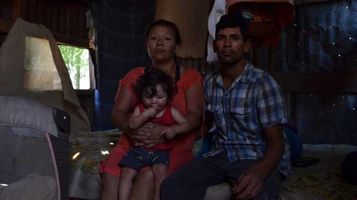 La familia de Aguilar Pérez convierte un basurero clandestino en su hogar