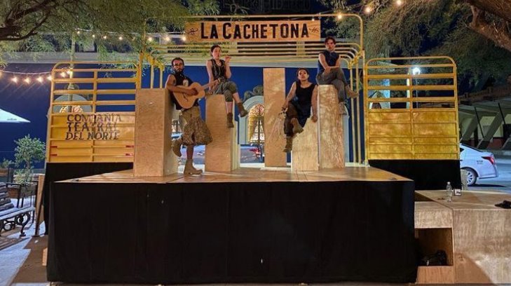 Llevan su obra de teatro móvil en La Cachetona a todo Hermosillo