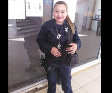 Ser mujer, madre y policía ha sido el reto más difícil para ella, pero La Tache no se arrepiente