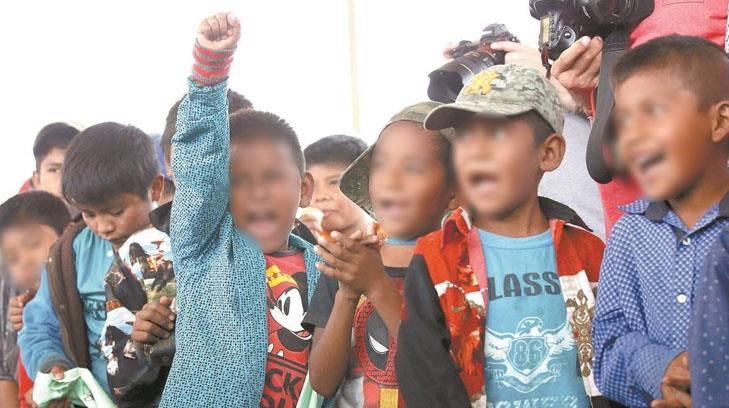 Niños marchan para exigir seguridad al presidente López Obrador