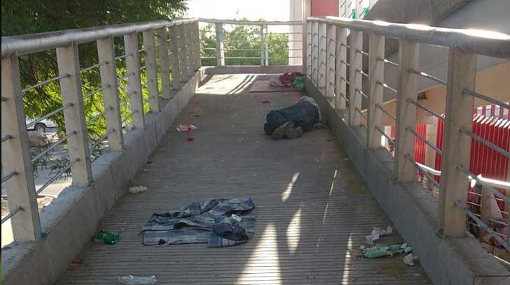 Puente peatonal de la Unison-HGE, refugio de indigentes