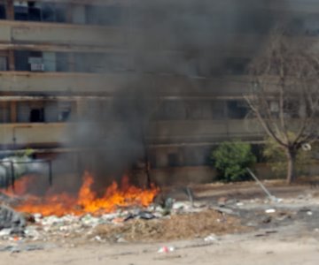 La falta de servicio de recolección los obliga a quemar la basura en Navojoa