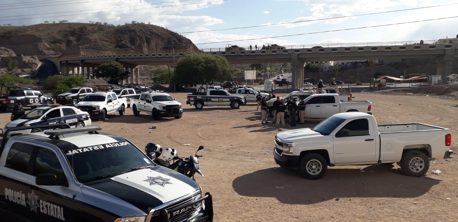 Persecución policiaca y balacera en Nogales termina con un herido y dos detenidos