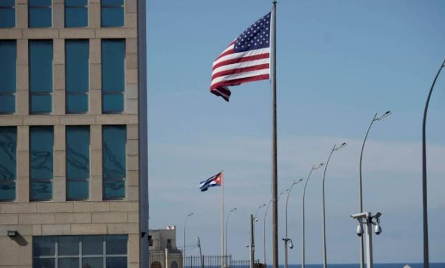 Ven como impostergable el fin del embarco a Cuba