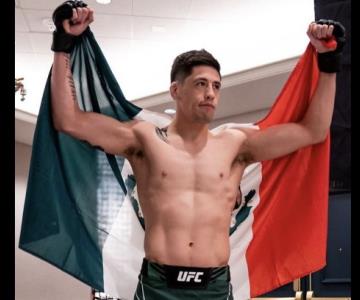 Brandon Moreno es el primer mexicano en ser campeón mundial de la UFC