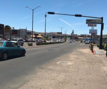 Instalan semáforo en un cruce mortal de Nogales