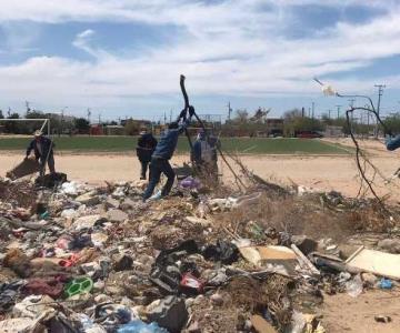 Le pasan la escoba a espacios deportivos del fraccionamiento Gala