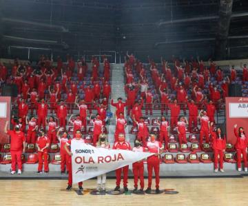 Abanderan a los atletas de la Ola Roja para participar en Juegos Conade 2021