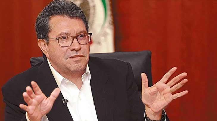 Ricardo Monreal pide licencia como senador de Morena