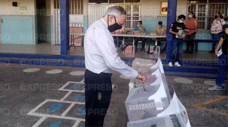 VIDEO - Arzobispo de Hermosillo acude a votar e invita la ciudadanía a hacerlo