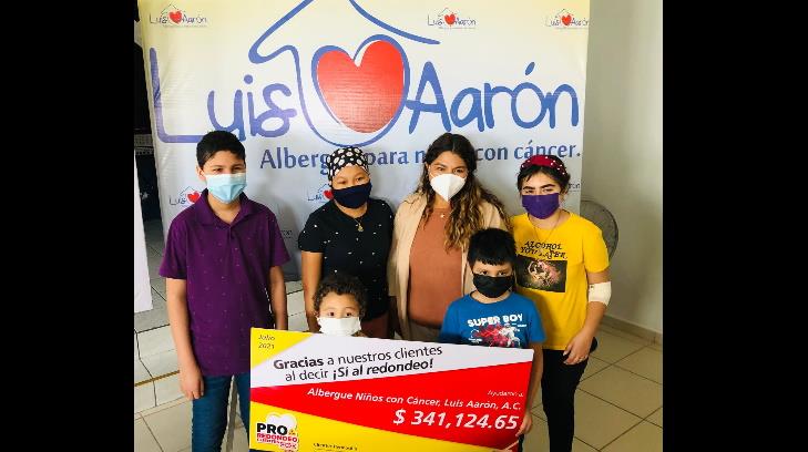 Tienda de conveniencia dona 300 mil pesos a albergue para niños con cáncer en Hillo