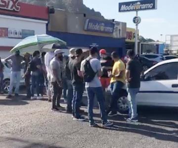¿Por qué no se van a Palacio?; se calientan los ánimos y arremeten contra manifestantes en Guaymas