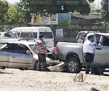 VIDEO | Choque por alcance deja un vehículo destrozado al norte de Hermosillo