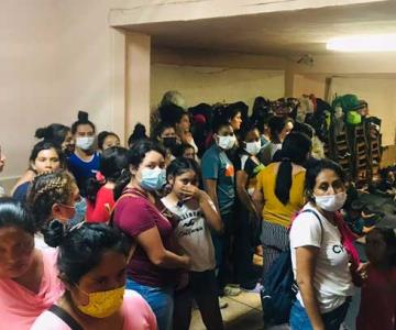 ¿Cuántos migrantes recibe el albergue San Juan Bosco en Nogales?