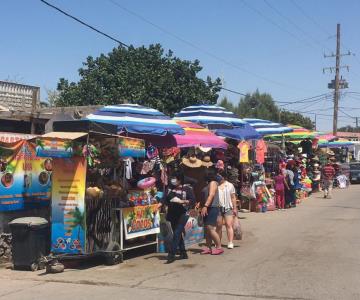 Comerciantes de Bahía de Kino ponen sus esperanzas en las vacaciones de verano