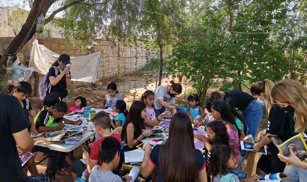 Letras de Cambio organizó campamento de verano para niños del norte de la ciudad
