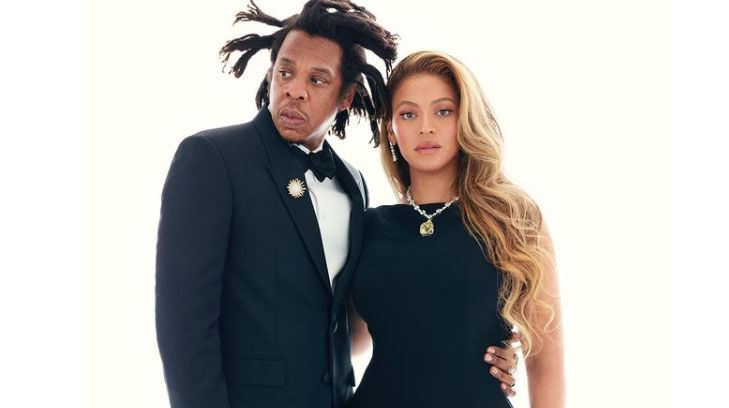 Beyoncé y Jay Z demuestran su amor para Tiffany