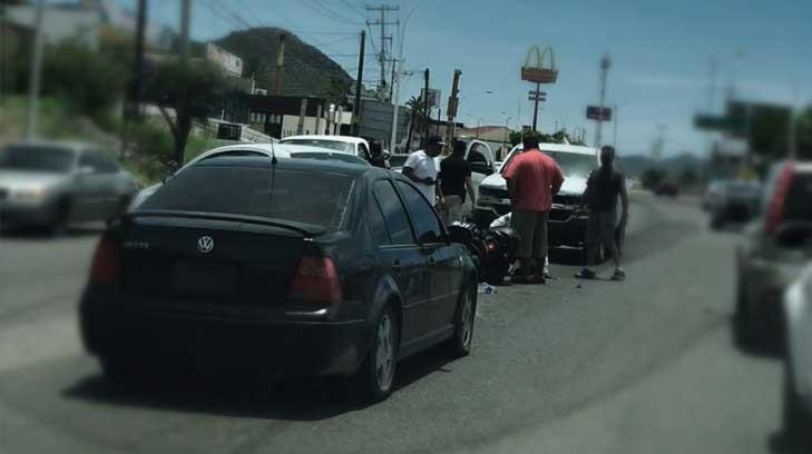 Irresponsable conductor provoca accidente y se da a la fuga en Guaymas