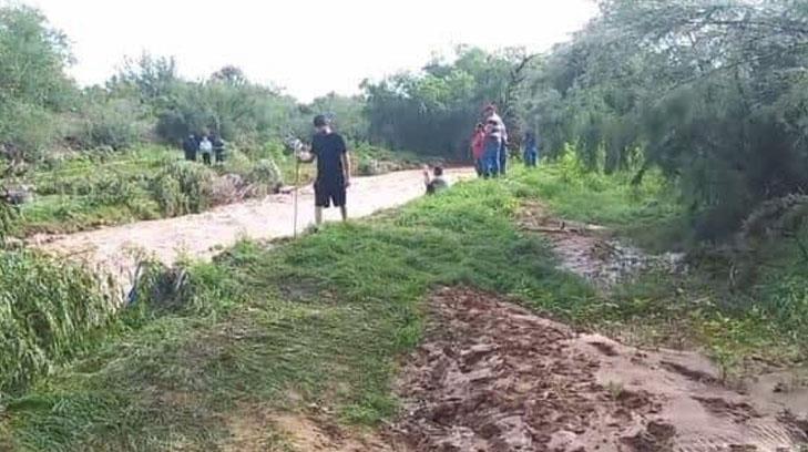 Tragedia en Agua Prieta; arroyo arrastra a familia y mueren 3 niños