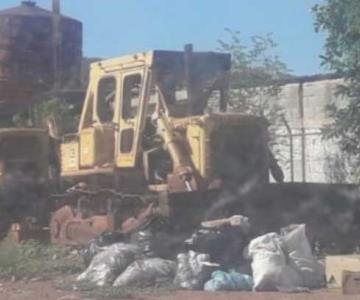 Arrojan basura en oficinas de Servicios Públicos de Guaymas