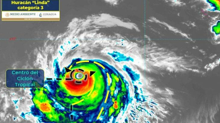 Huracán Linda se intensifica a categoría 3 en el Pacífico