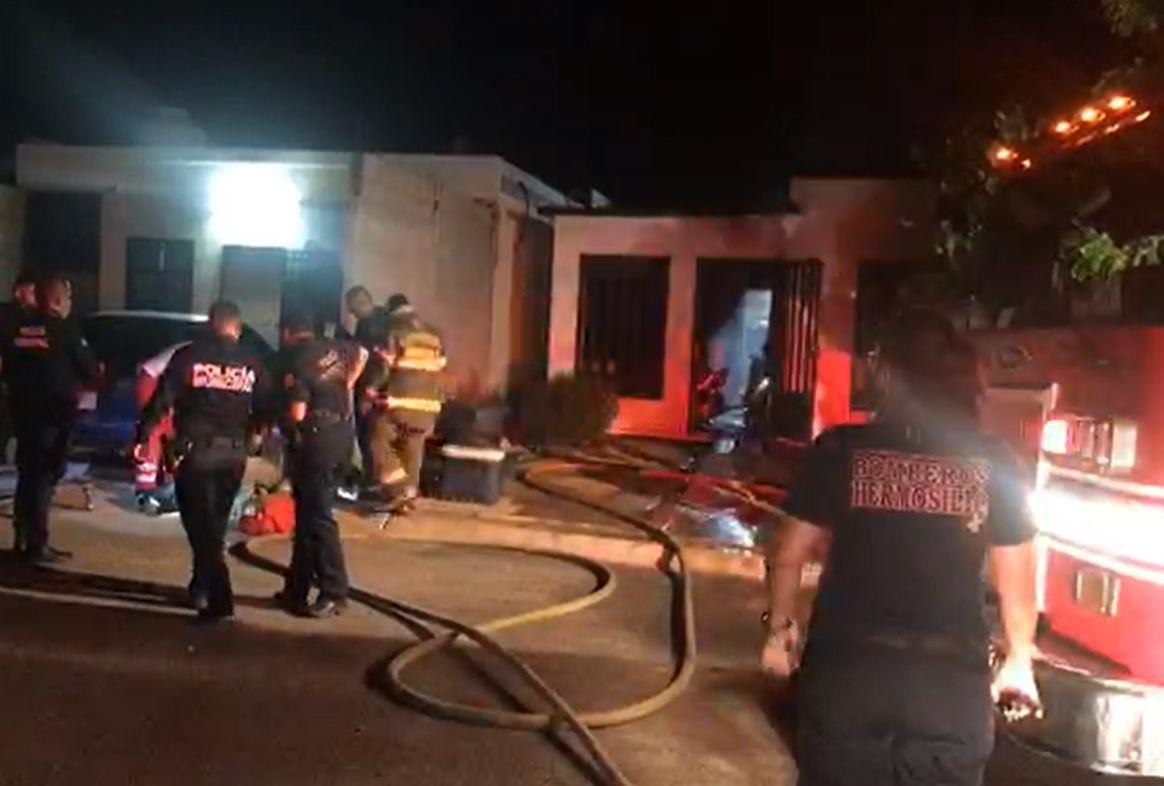VIDEO - Incendio al norte de Hermosillo deja una persona en estado crítico