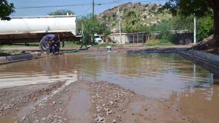 Se forma laguna en la colonia Palo Verde